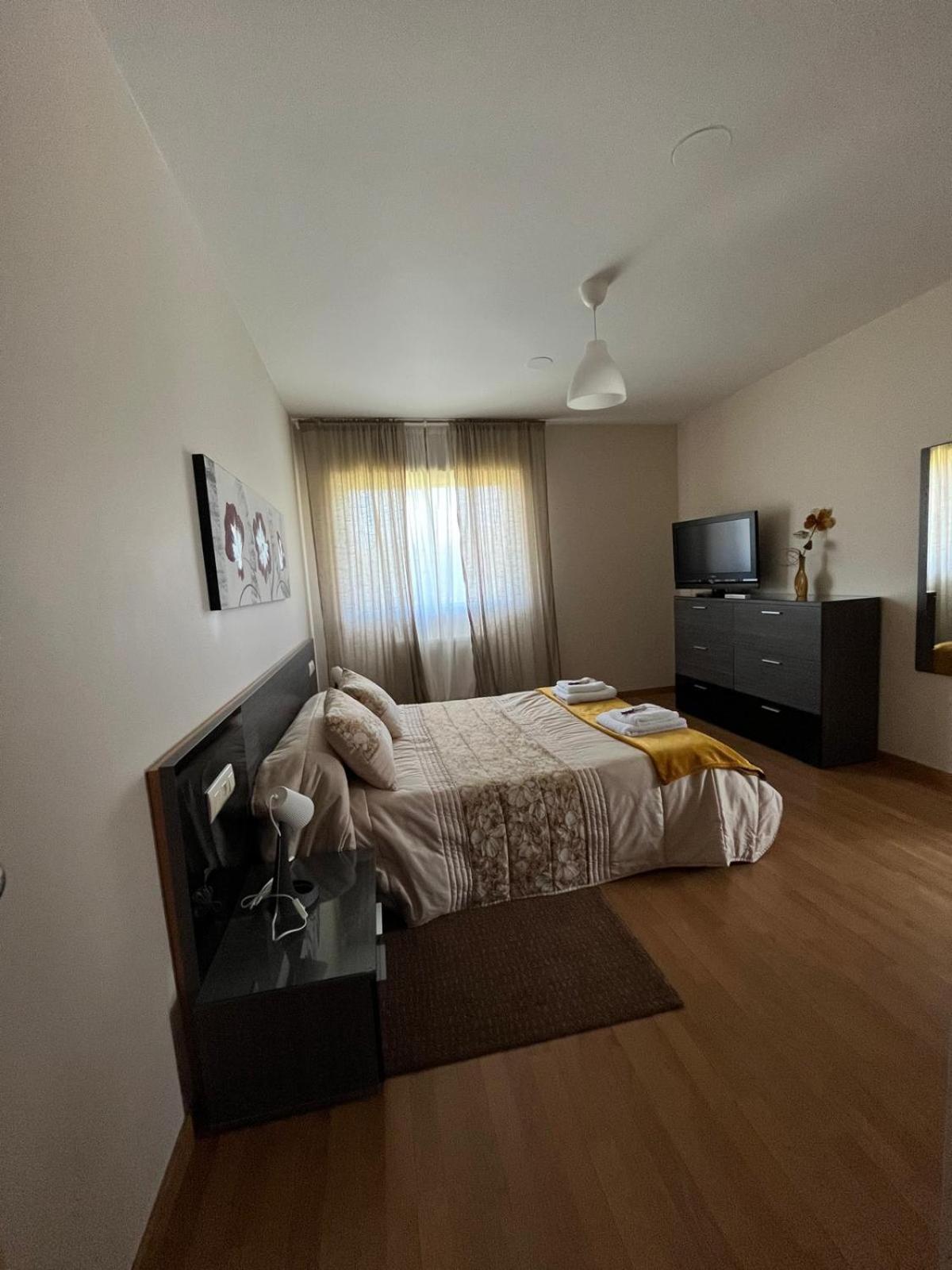 Apartament Os Cabaleiros Mos Zewnętrze zdjęcie